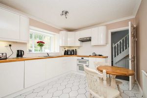 Photo 18- click for photo gallery